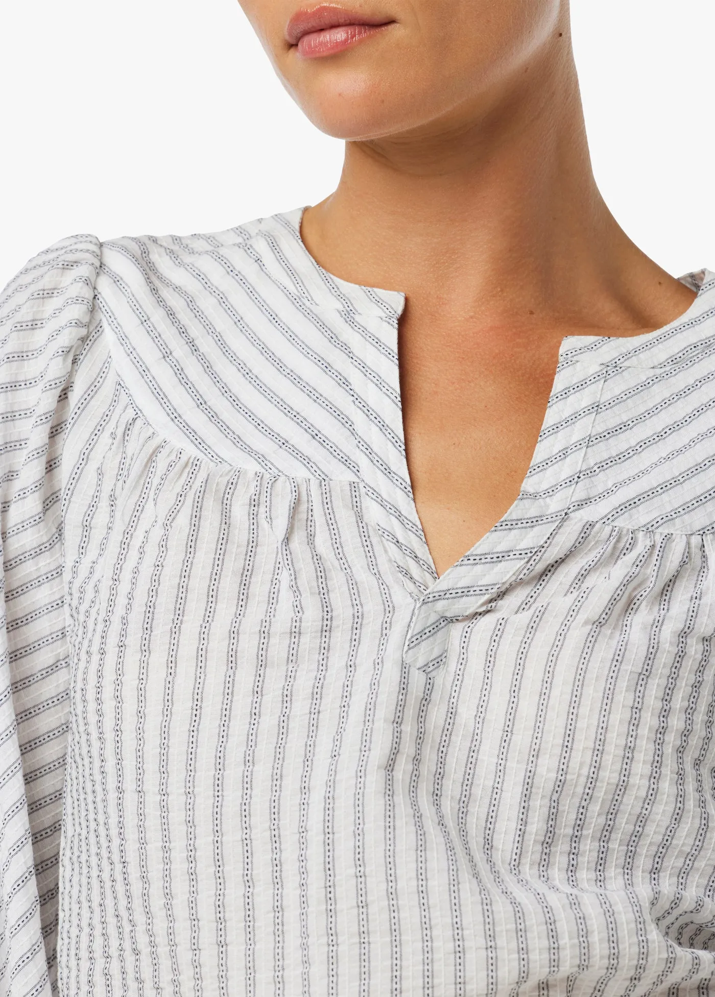 THE SUZIE BLOUSE